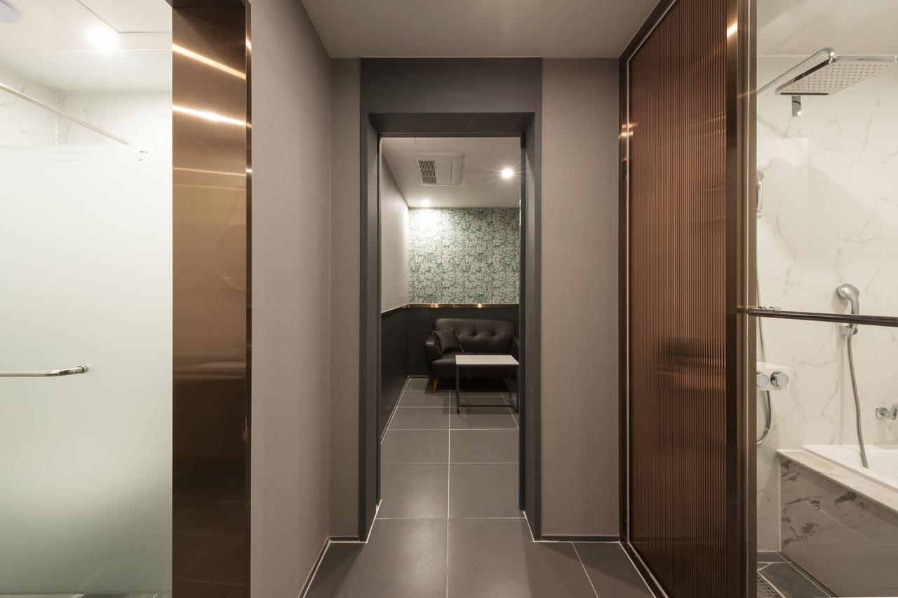 Brown-Dot Hotel Gupo Busan Exterior foto